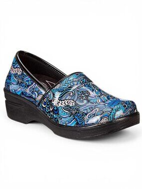 Easy Works by Easy Street Lyndee Blue Pop Patent Clogs NEW NIB 12W 12